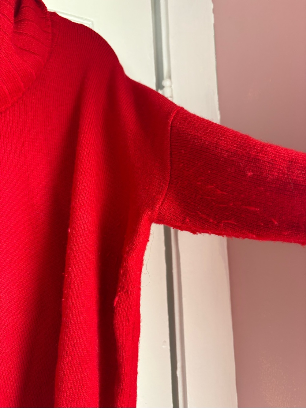 Halston 100% Extra Fine Merino Wool Cowl Neck Sweater Red Size XL - Picture 3 of 5